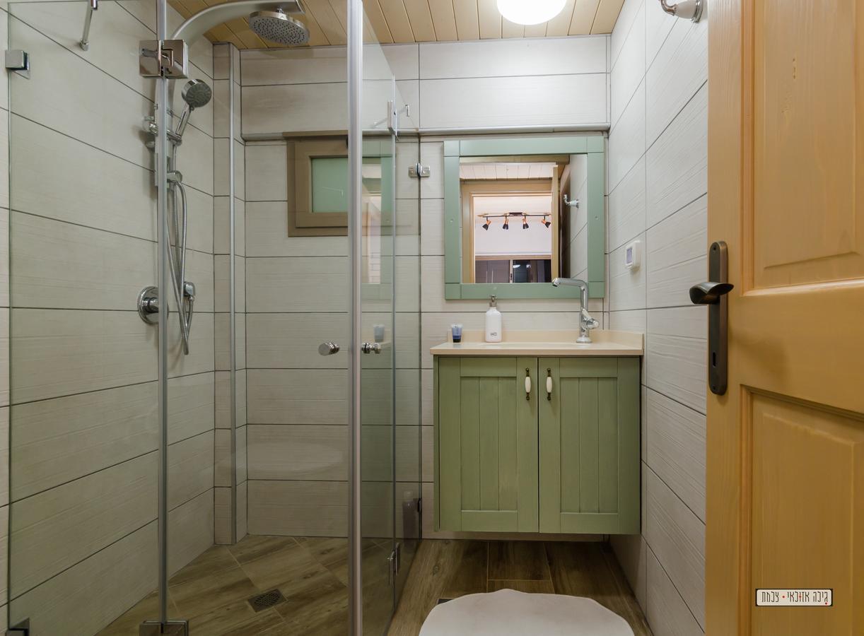 Dream Cabin Тиверіада Екстер'єр фото